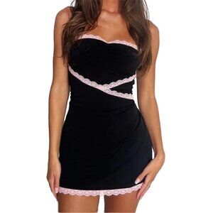 ๐ TIGER MIST Women's Black and Pink
Dress size small